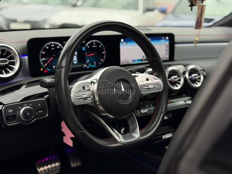 Mercedes Benz CLA 200 D/AMG/MultiBeam/Pano