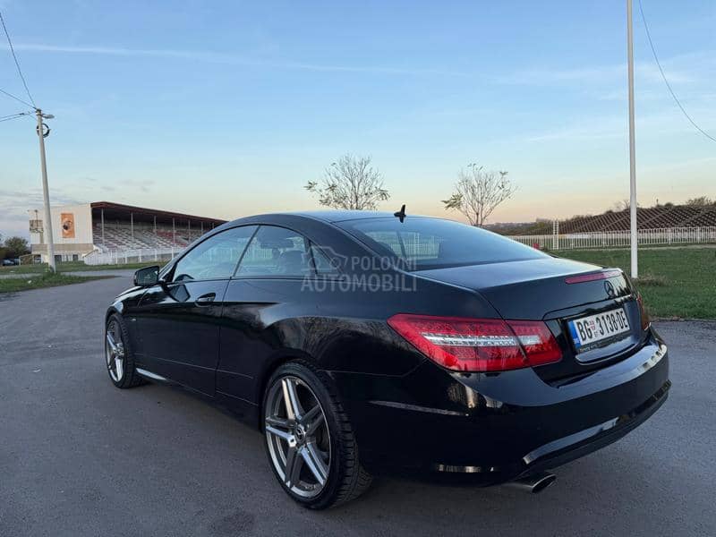 Mercedes Benz E 220 AMG