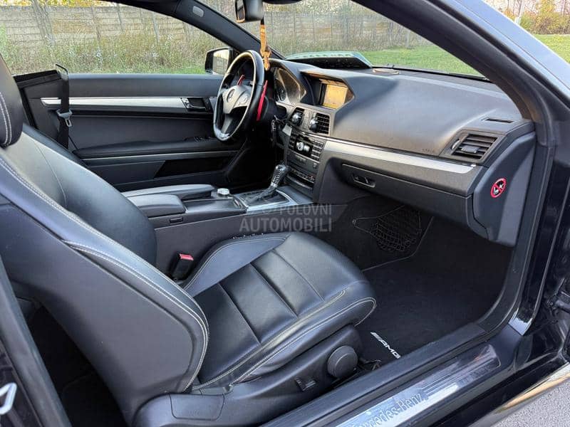 Mercedes Benz E 220 AMG