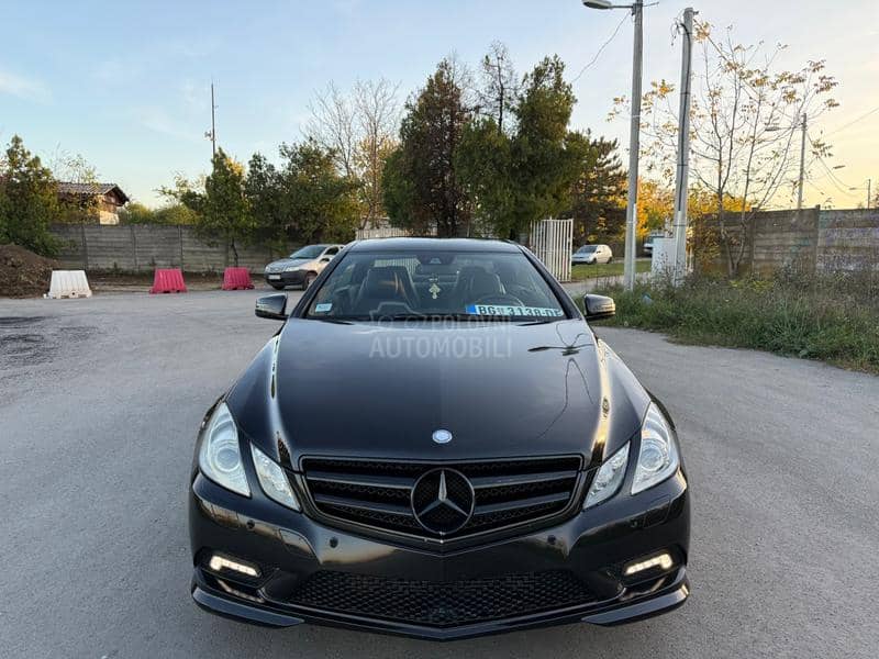 Mercedes Benz E 220 AMG