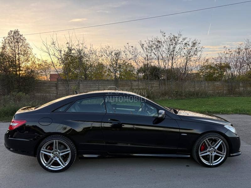 Mercedes Benz E 220 AMG