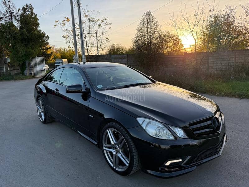 Mercedes Benz E 220 AMG