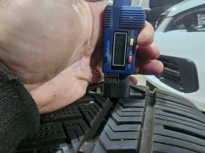 Sailun 195/50 R15 Zimska