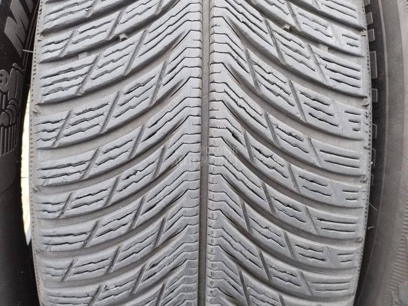 Michelin 225/60 R18 Zimska