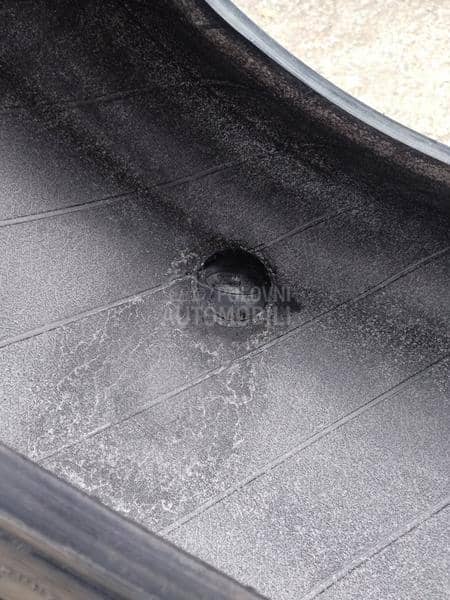 Michelin 225/60 R18 Zimska