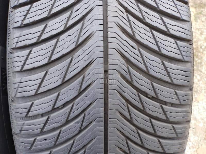 Michelin 225/60 R18 Zimska