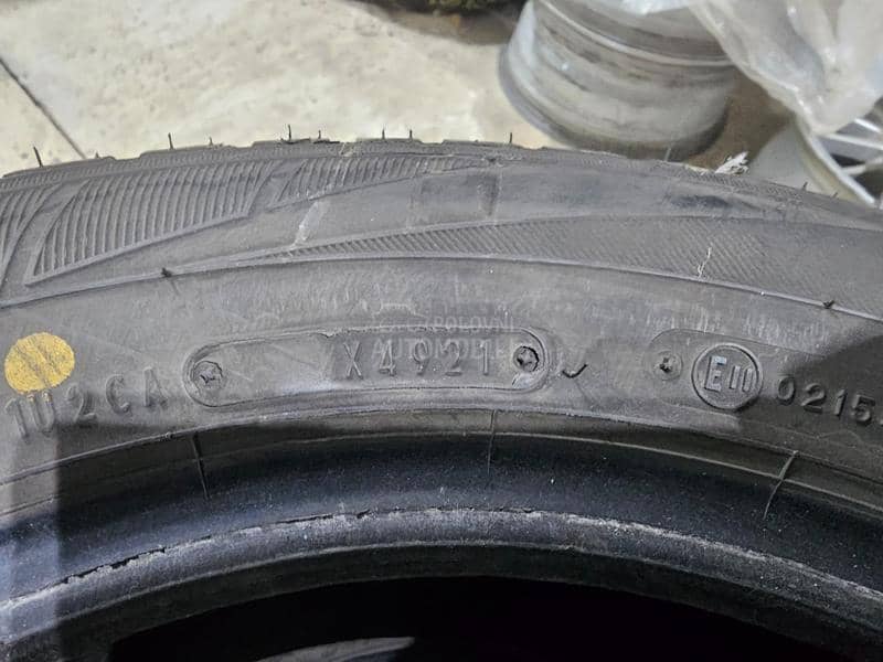 Falken 185/60 R15 Zimska