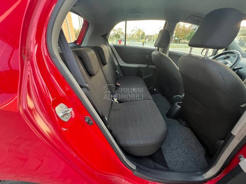 Toyota Yaris 1.0