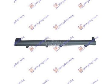 SAJTNA PLASTICNA 5 VRATA Desno za Ford Focus od 2008. do 2011. god.