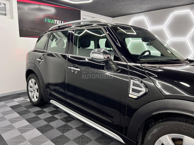 MINI Countryman D