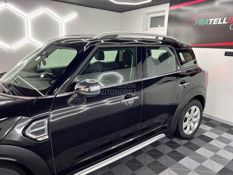 MINI Countryman D