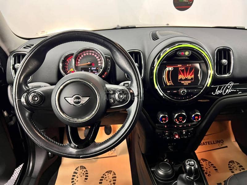 MINI Countryman D