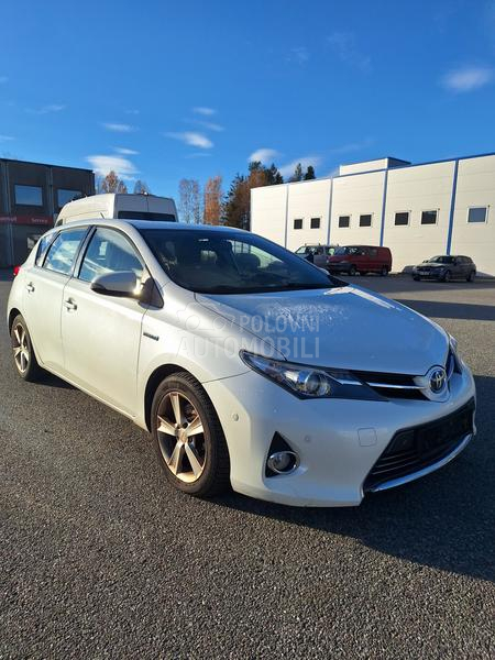 Toyota Auris 1,8 HYBRID
