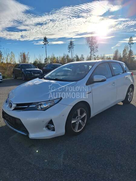 Toyota Auris 1,8 HYBRID