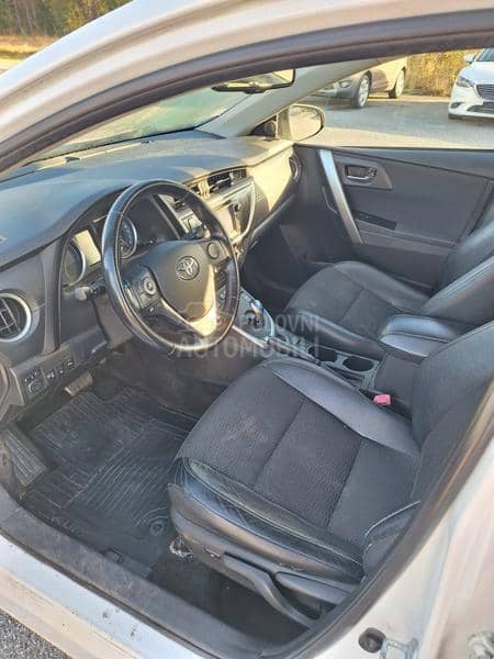 Toyota Auris 1,8 HYBRID