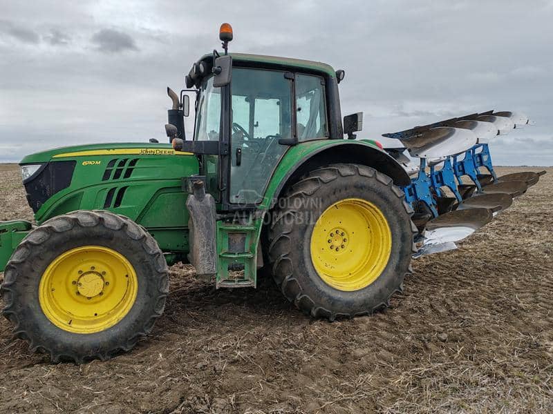 John Deere 6110M