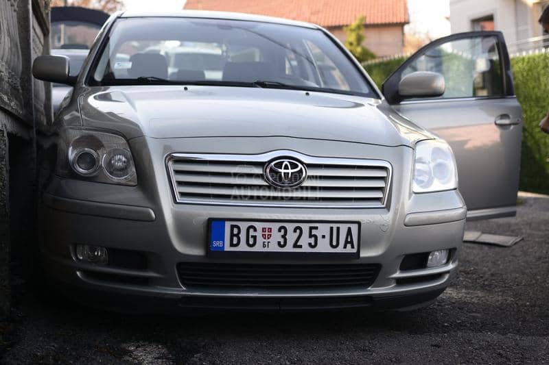 Toyota Avensis 