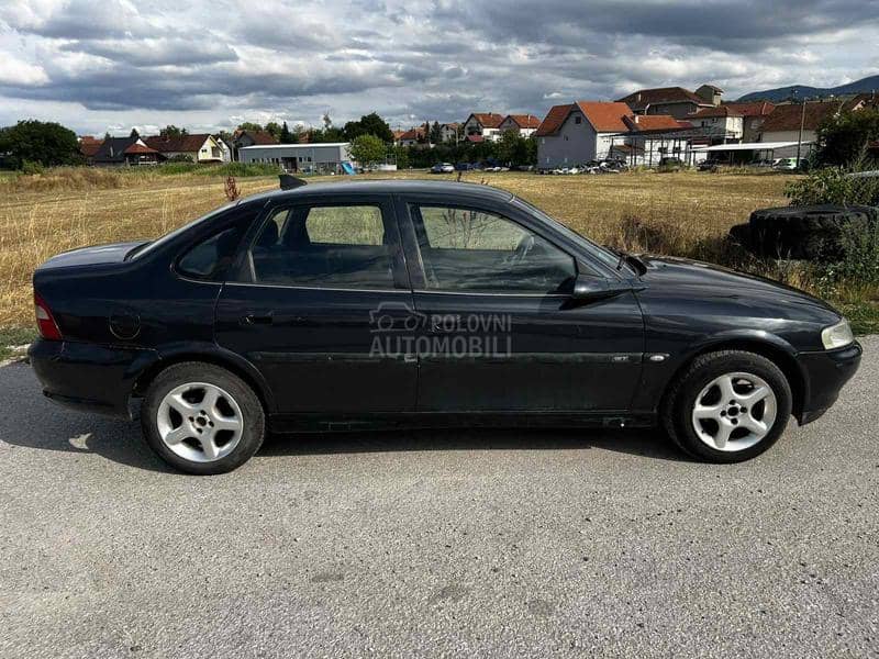 Opel Vectra B 1.6 16v