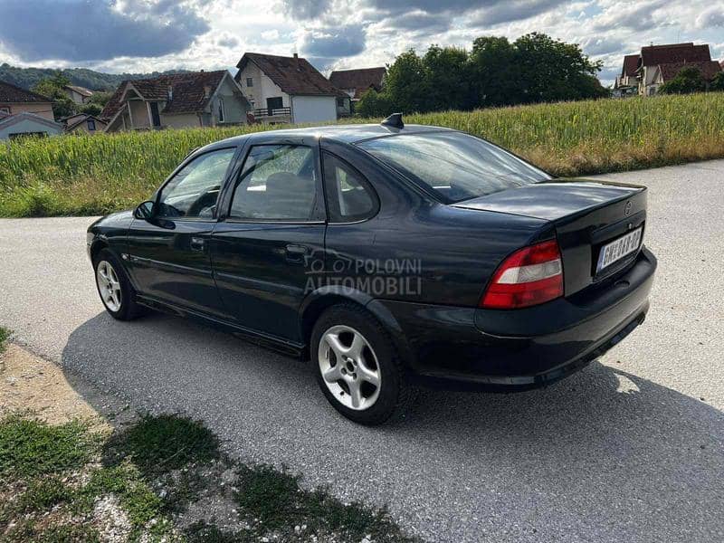 Opel Vectra B 1.6 16v