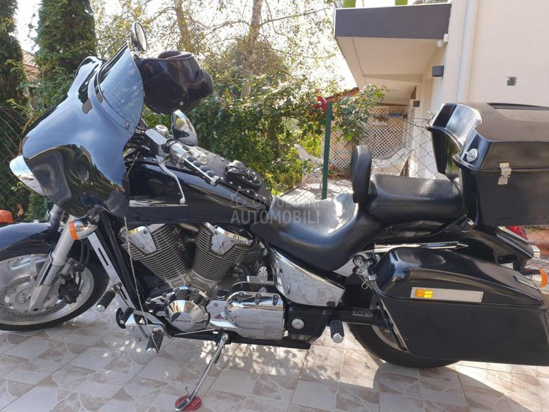 Honda VTX 1800c