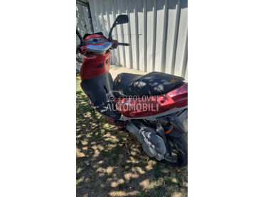 Aprilia Leonardo 125