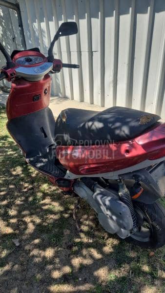 Aprilia Leonardo 125