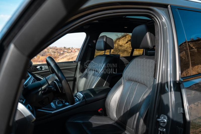 BMW X7 40D/M/BW/3xTV/MASAŽA