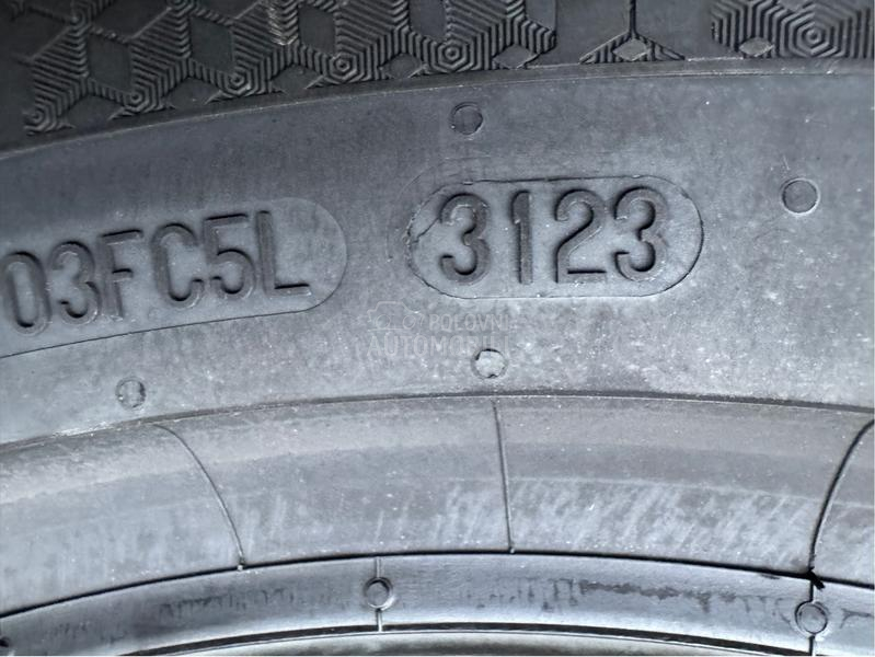 Continental 225/60 R17 Zimska
