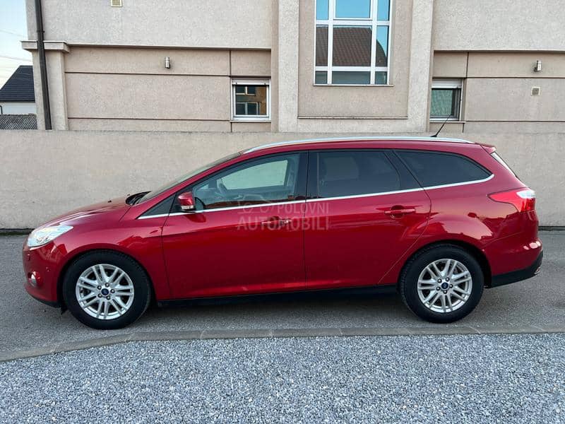 Ford Focus 1.6/TITANIUM/LED