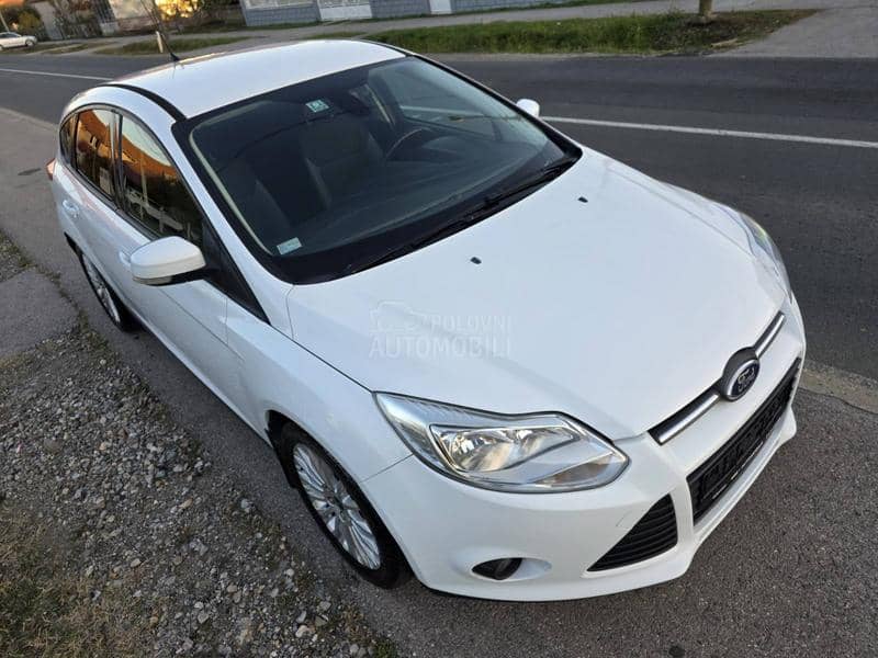 Ford Focus 1.6 Obican motor