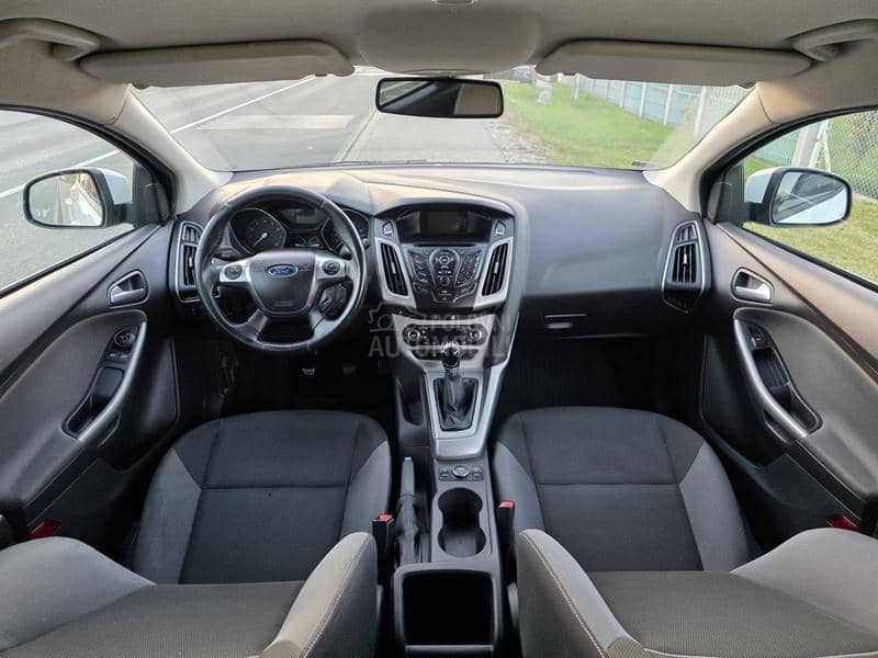 Ford Focus 1.6 Obican motor