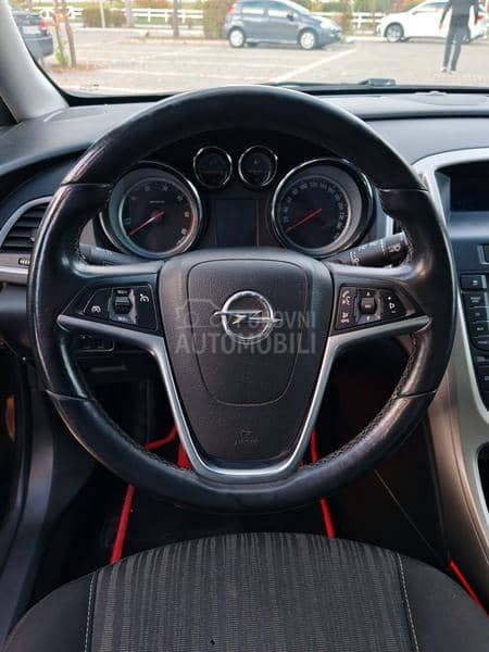 Opel Astra J 1.7cdti