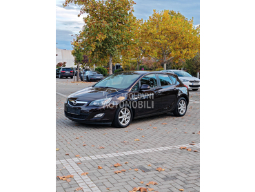 Opel Astra J 1.7cdti