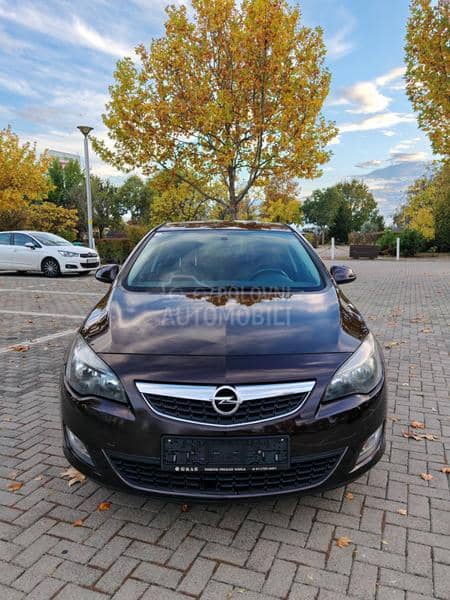 Opel Astra J 1.7cdti