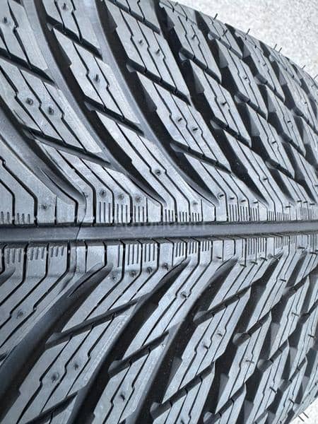 Michelin 225/60 R18 Zimska