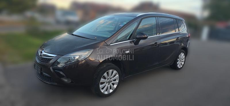 Opel Zafira A16xnt 2012. god. -  kompletan auto u delovima