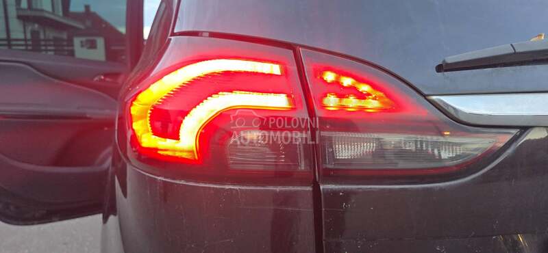 Opel Zafira A16xnt 2012. god. -  kompletan auto u delovima