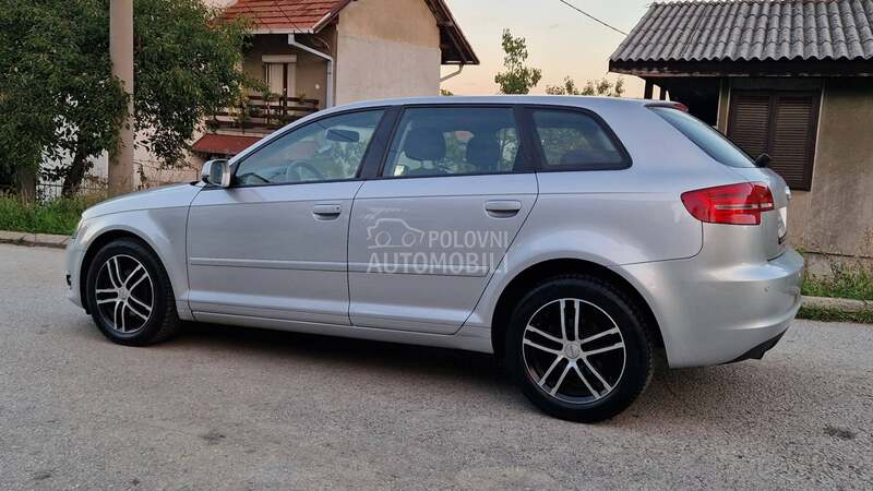 Audi A3 1.6 TDI IZUZEETAN