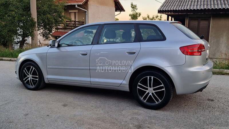 Audi A3 1.6 TDI IZUZEETAN