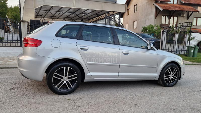 Audi A3 1.6 TDI IZUZEETAN