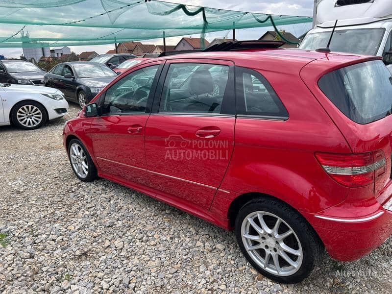 Mercedes Benz B 200 CDI P.A.N.O.R.A.M.A