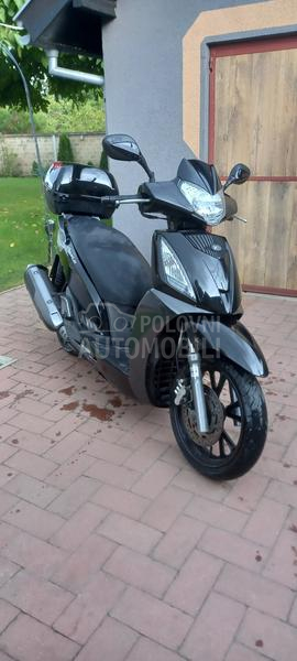 Kymco People 300 GT