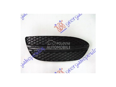 RESETKA PREDNJEG BRANIKA (AVAN za Mercedes Benz C Klasa od 2014. do 2018. god.