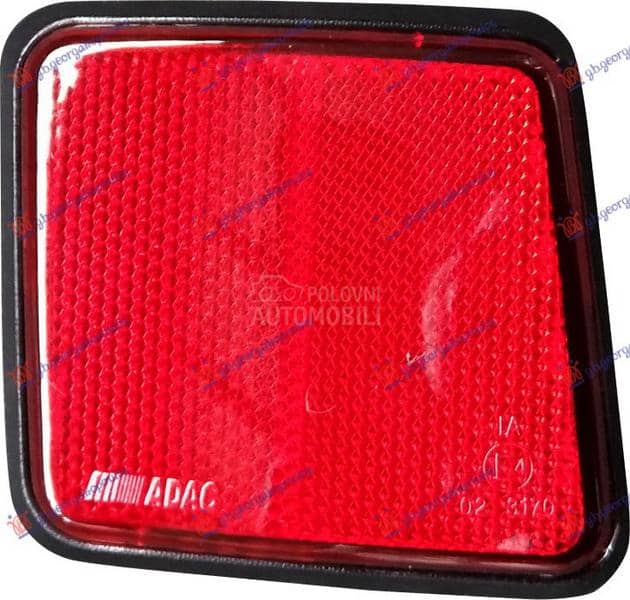 KATADIOPTER U ZADNJEM...