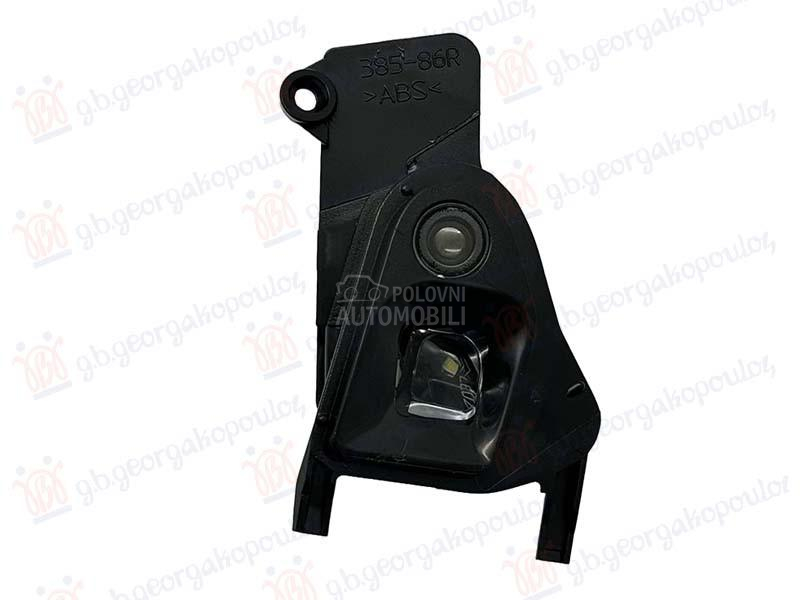 SVETLO U RETROVIZORU