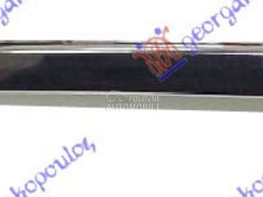 LAJSNA PREDNJEG BRANIKA HROM za Mercedes Benz B Klasa od 2008. do 2011. god.