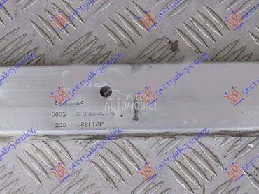 NOSAC HLADNJAKA DONJI ALUMINIJ za Mercedes Benz CLA Klasa od 2016. do 2019. god.