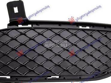 RESETKA PREDNJEG BRANIKA za Mercedes Benz B Klasa od 2011. do 2014. god.