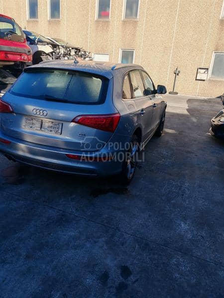 Audi Q5 2011. god. -  kompletan auto u delovima