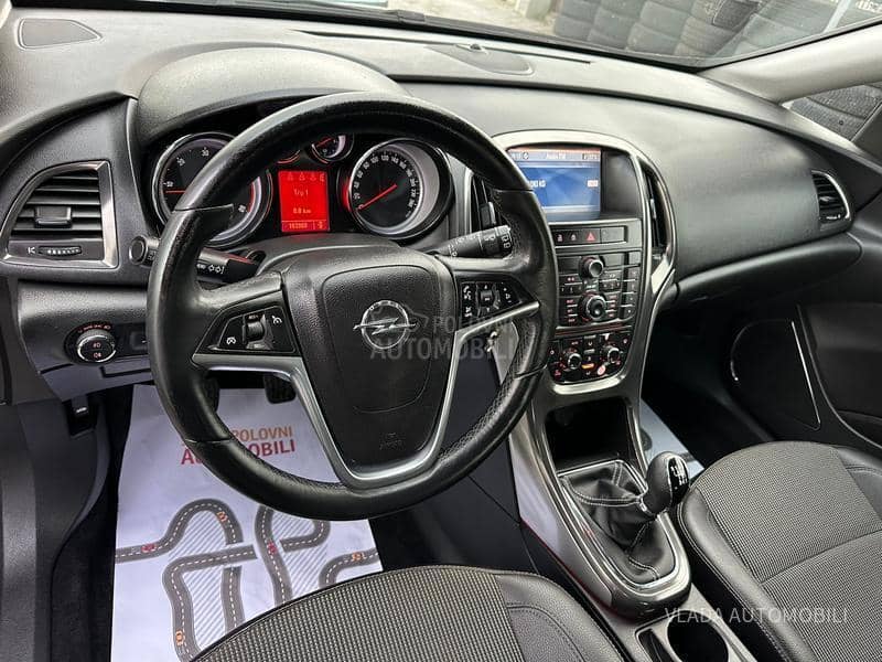Opel Astra J 1.7 CDTI COSMO